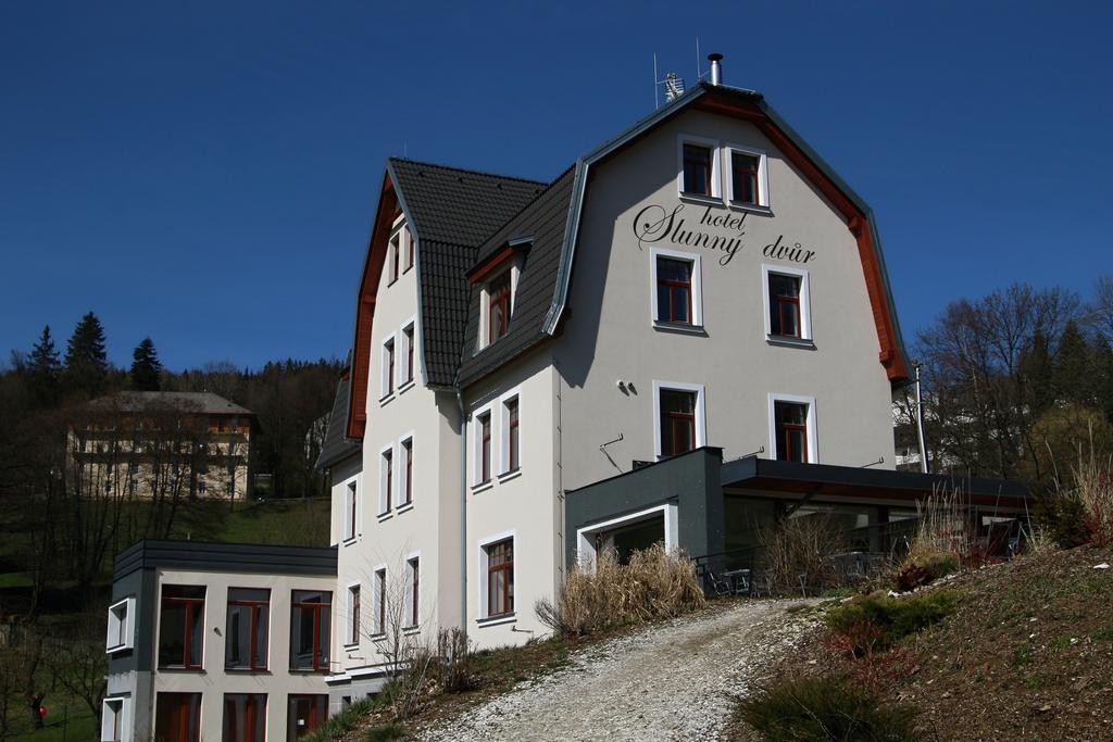 Hotel Slunny Dvur Jeseník Eksteriør bilde